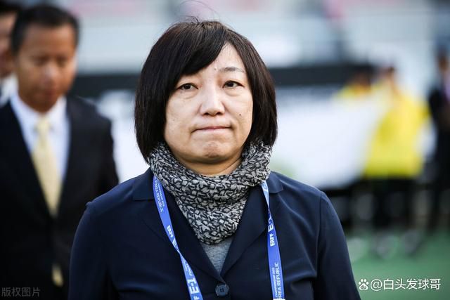 战报05:00美联 哥伦布机员2-1洛杉矶FC 05:00阿超 戈多伊克鲁斯1-1普拉坦斯05:00智甲 哥比亚普2-0伊瓦顿05:00智甲 麦哲伦2-3科金博05:00智甲 奥希金斯0-1帕勒斯蒂诺05:00智甲 智利大学3-1纽柏莱斯05:00智甲 拉卡莱拉联0-3智利天主大学06:30乌拉甲 蒙得维的亚利物浦0-0佩纳罗尔09:00阿超 河床0-0罗萨里奥中央04:30葡超 波尔图3-1卡萨皮亚04:00法甲 巴黎圣日耳曼2-1南特03:45意甲 国际米兰4-0乌迪内斯今日焦点战预告12:00澳超 阿德莱德联vs布里斯班狮吼，上一轮惜败，澳超哀兵阿德莱德联能否借助主场之利迎来反弹？ 14:00澳超 西悉尼流浪者vs墨尔本胜利，近六场比赛3胜3平保持不敌，西悉尼流浪者能否延续不败金身？ 22:00英超 埃弗顿vs切尔西，埃弗顿近期拿下两连胜，此番能否一鼓作气拿下切尔西实现三连胜？22:30德甲 斯图加特vs勒沃库森，面对本赛季表现强势的勒沃库森，近期战绩出色的斯图加特能否全身而退？00:30英超 托特纳姆热刺vs纽卡斯尔联，已连续5轮不胜的热刺能否借助主场之利拿下伤兵满营的纽卡？ 事件18场16球！